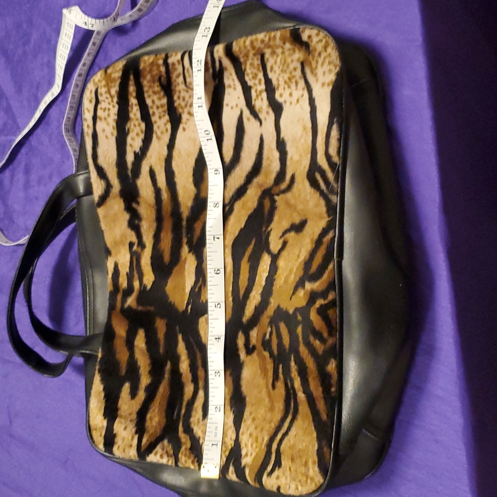 Lancome tiger print travel makeup cosmetic bag purse - Picture 7 of 8